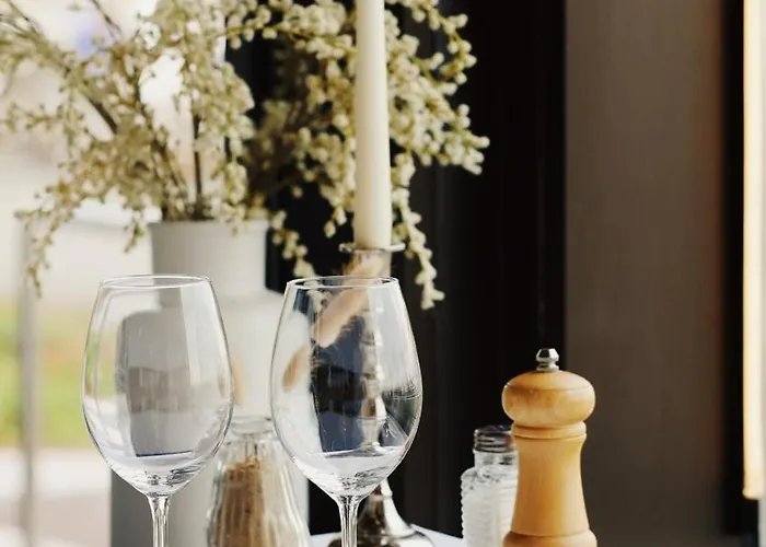 아파트호텔 Les Du Port - By Le Saint Ferdinand 5*