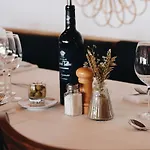 Appart hôtel Les Du Port 5*