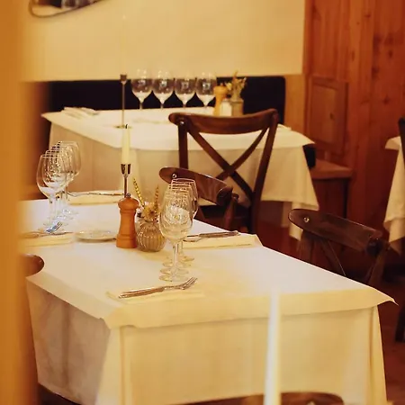 Les Du Port - By Le Saint Ferdinand Arcachon