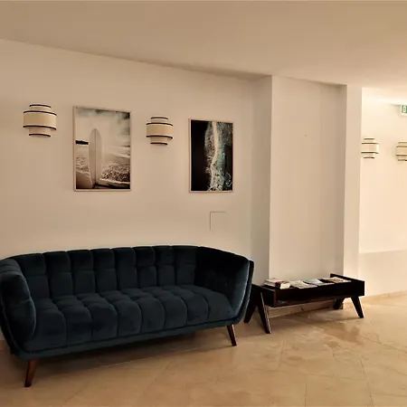 Les Du Port - By Le Saint Ferdinand Lägenhetshotell 5*