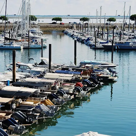 Les Du Port - By Le Saint Ferdinand Arcachon