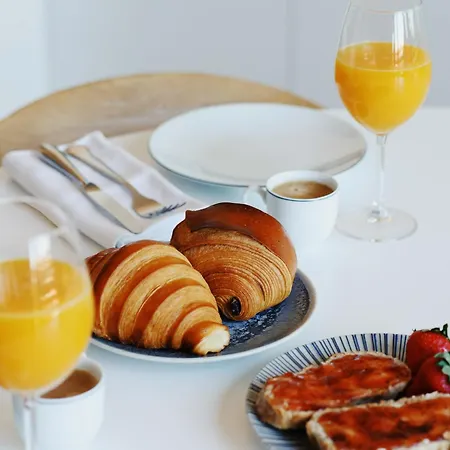 Aparthotel Les Du Port - By Le Saint Ferdinand 5*