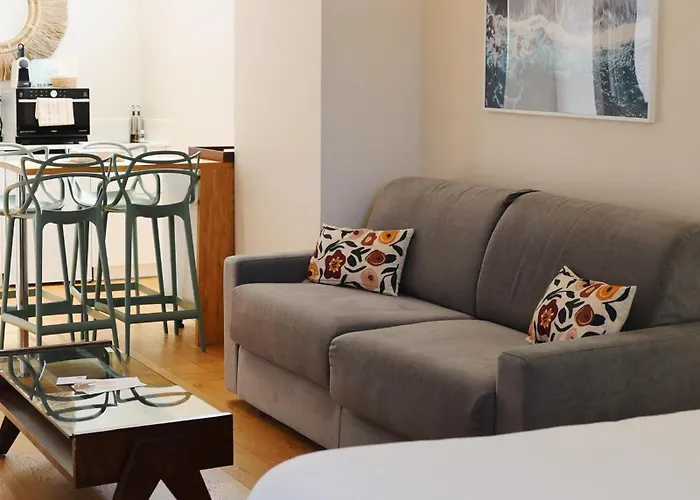 Aparthotel Les Du Port - By Le Saint Ferdinand