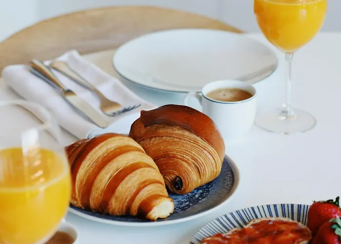 Aparthotel Les Du Port - By Le Saint Ferdinand 5*